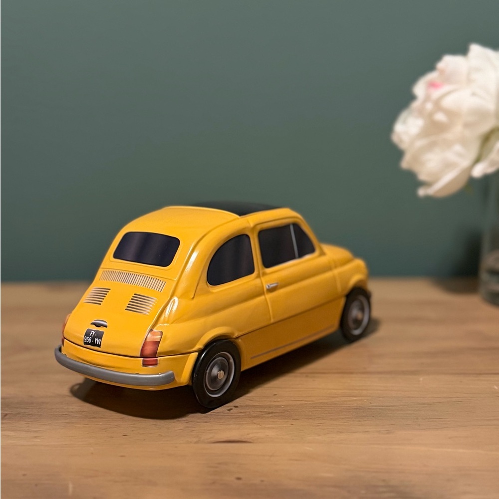 Vintage Fiat 500 Yellow Car Tin Collectible | Official Product | Retro Box - Picture 3 of 10